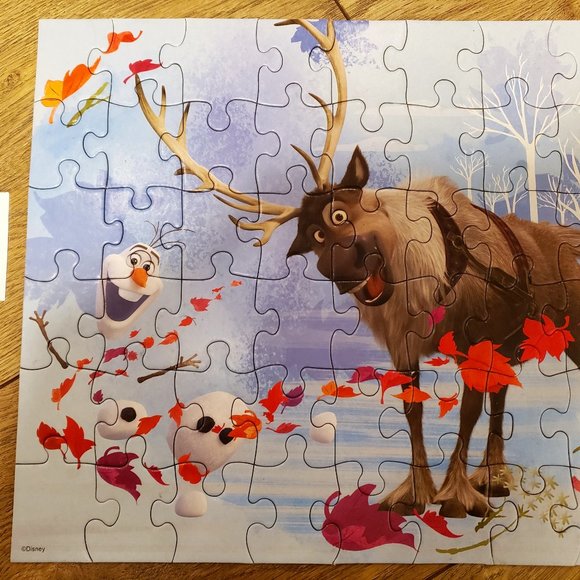 DISNEY FROZEN PUZZLE - 48 PIECE - OLAF and SVEN - Picture 1 of 5
